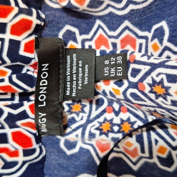 #956 Maggy London Off- Shoulder Navy & Coral Tassled Dress  sz. 8 - Picture 4 of 4